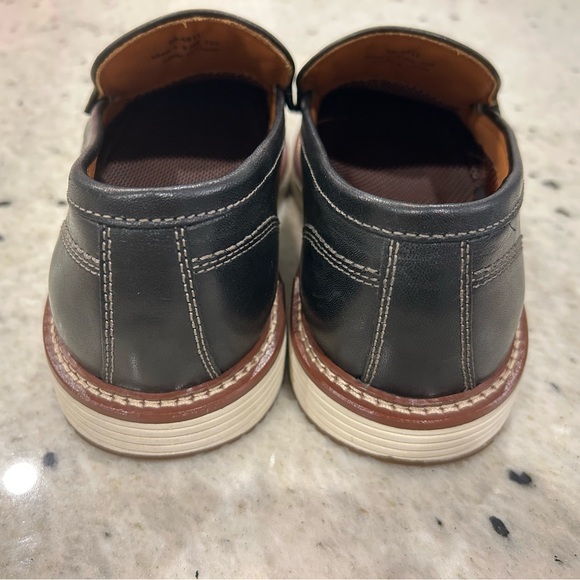 Johnson and Murphy Venetian Loafers - Picture 3 of 7